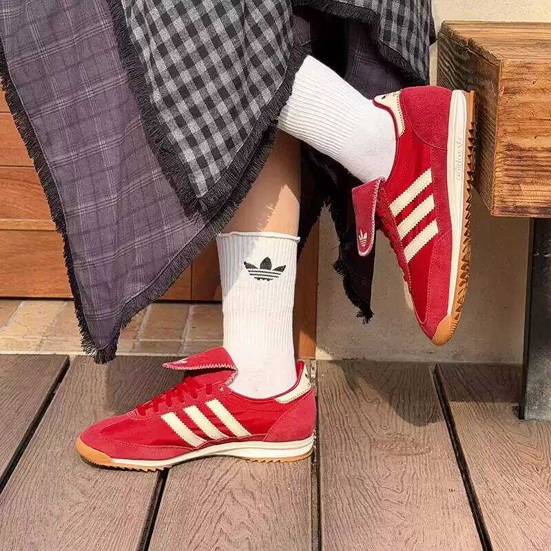 Sepatu Olahraga Retro Baru Wan - Adidas Shoes Gazelle ulasan dan harga