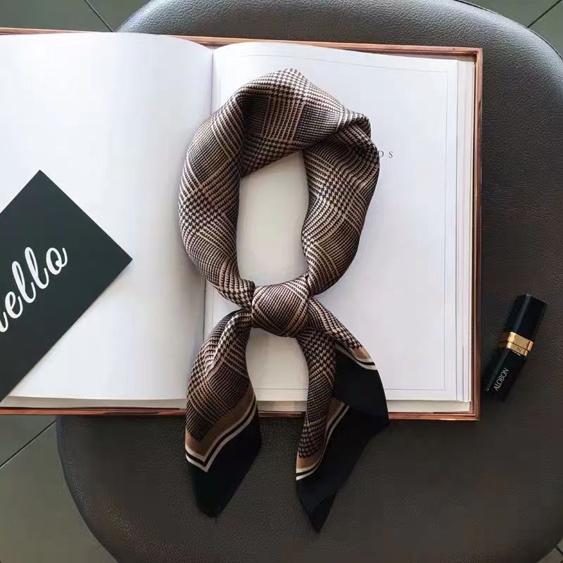 Syal persegi Motif Zebra mode  - Silk Scarf Square ulasan dan harga